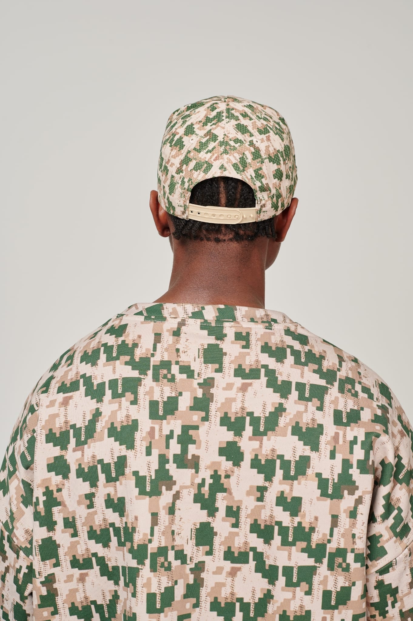ONE-OFF PATTERN CAP (CAMO)